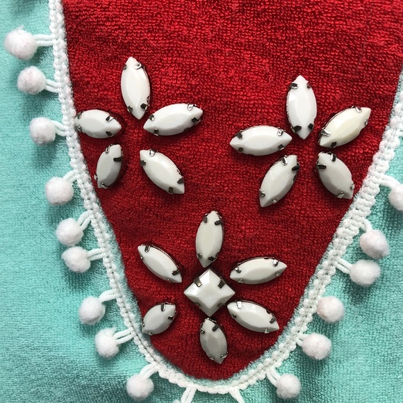 Priorities swimsuit cover - Picture 4 of 13